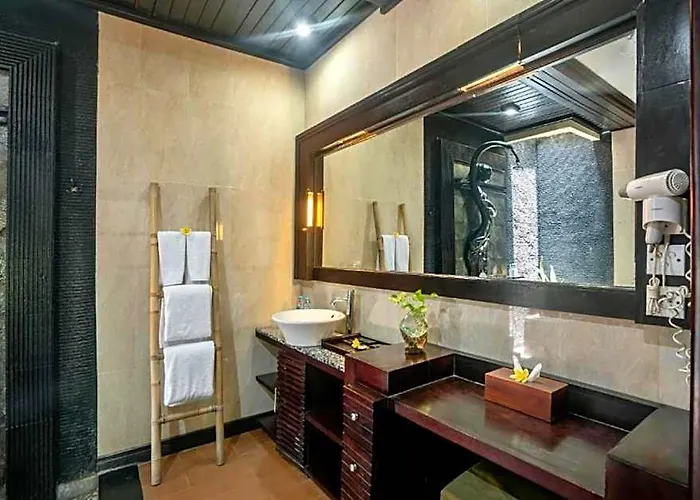 Catra 3 Bedroom Private Pool Ne150a Seminyak (Bali)